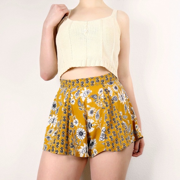 Urban Outfitters Pants - Urban Outfitters Floral Shorts